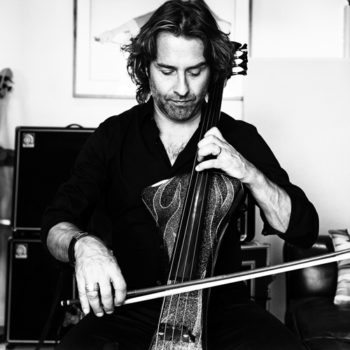 tillmann-martin_StudioShots_20cm_500px.jpg